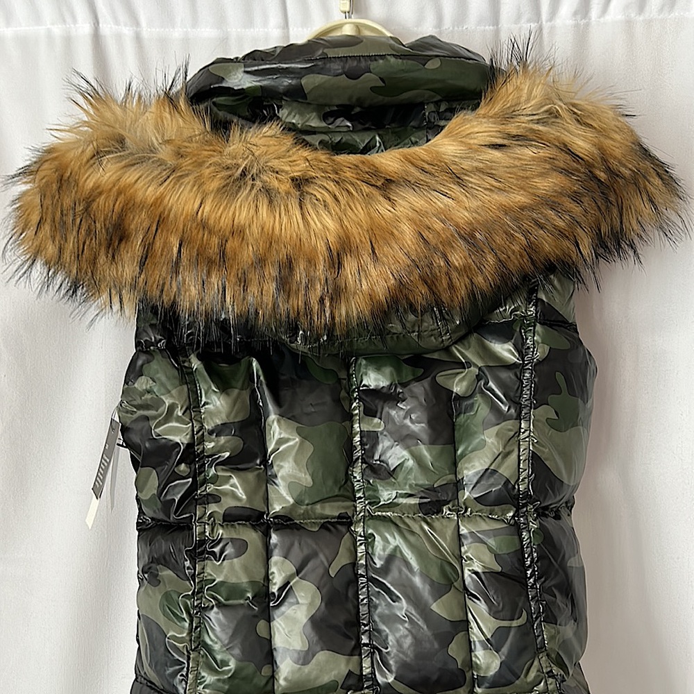 S13 Sexy Camo Green Faux Fur Trimmed Hood Puffer Vest Jacket **Size M**🔥🔥 - Picture 4 of 7